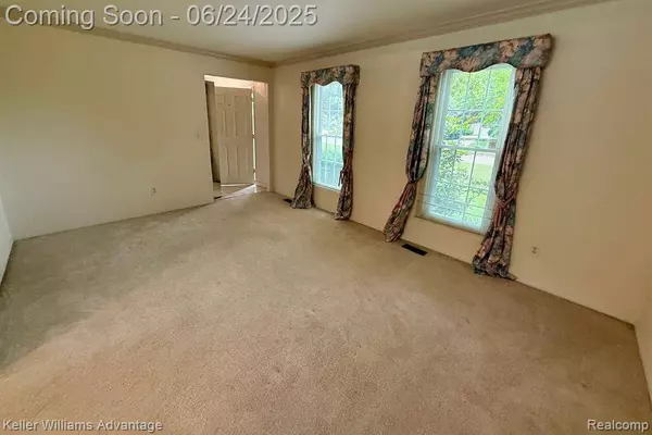 40795 Katie Drive, Novi, MI 48375