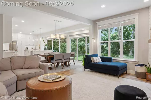 1351 Cartwright Lane, South Lyon, MI 48178