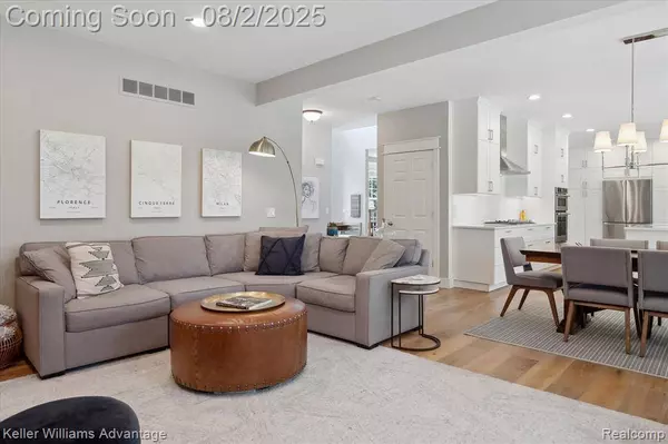 1351 Cartwright Lane, South Lyon, MI 48178