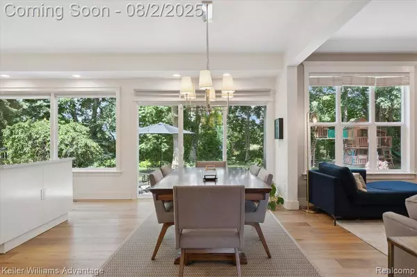 1351 Cartwright Lane, South Lyon, MI 48178