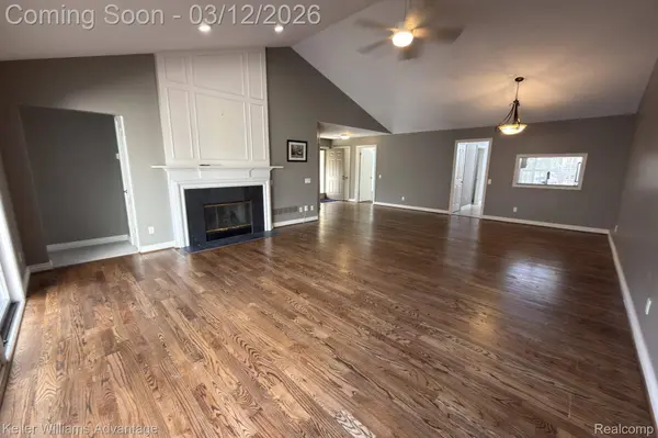 39472 Village Run DR, Northville, MI 48168