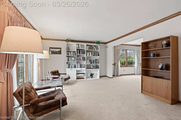 47040 Elmsmere DR, Northville, MI 48167