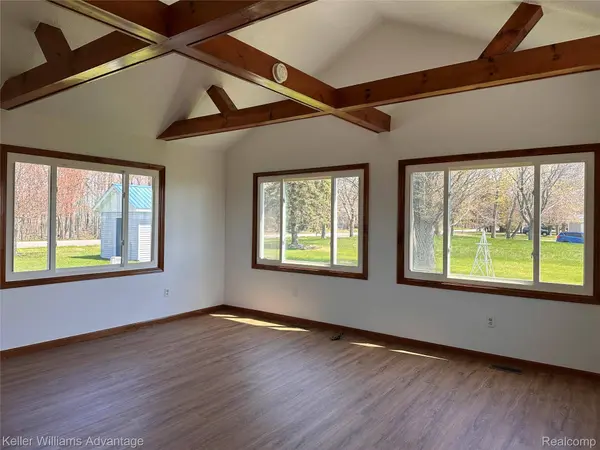 2800 E Booth RD, Au Gres Township, MI 48703