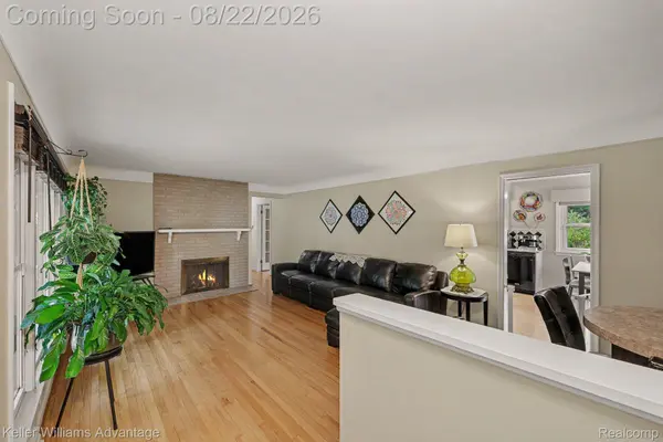 38625 Morningstar ST, Livonia, MI 48152