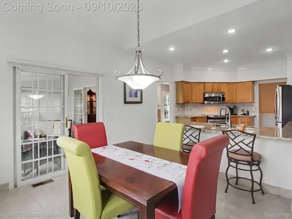 39646 Muirfield LN, Northville Township, MI 48168