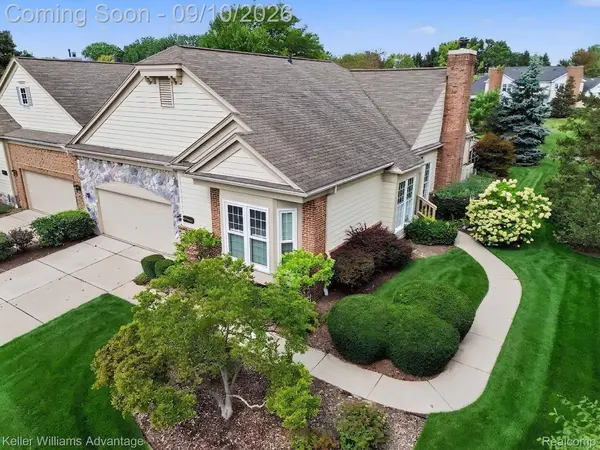 39646 Muirfield LN, Northville Township, MI 48168
