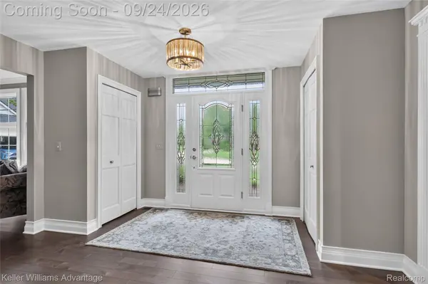 25650 Arcadia DR, Novi, MI 48374