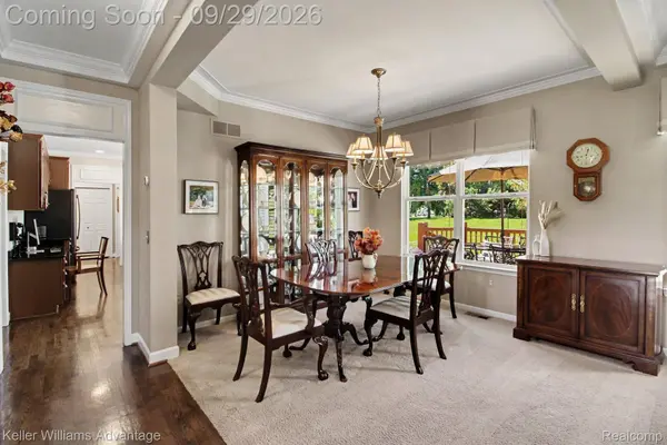 26393 Creekside DR, Lyon Charter Township, MI 48165