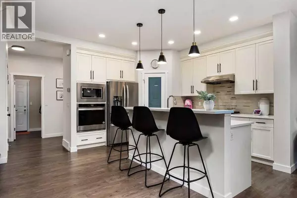 196 Belmont Terrace SW, Calgary, AB T2X4H2