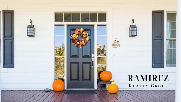 Selling Your Home During the Holidays in San Diego County: Smart Move or Seasonal Stress?