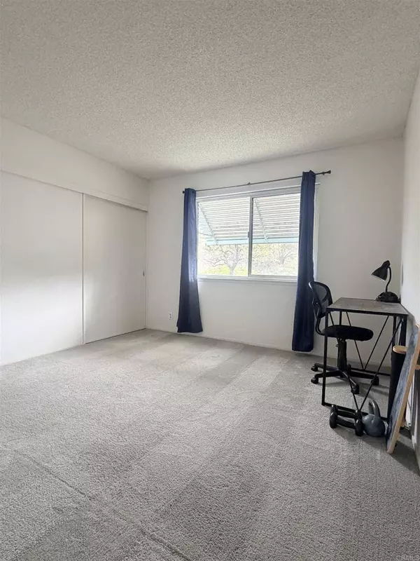 3599 Pear Blossom Drive, Oceanside, CA 92057