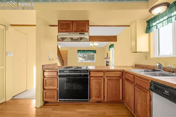 2474 Washo CIR, Colorado Springs, CO 80915