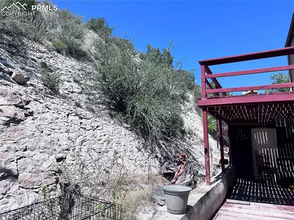 2407 Greenway CIR, Canon City, CO 81212