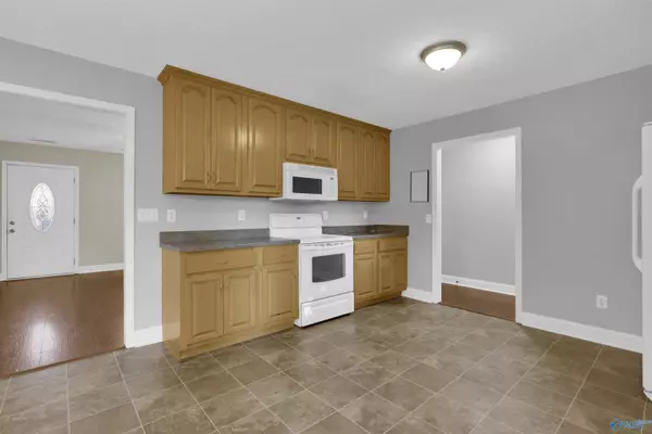 416 Leath Drive NE, Fort Payne, AL 35967