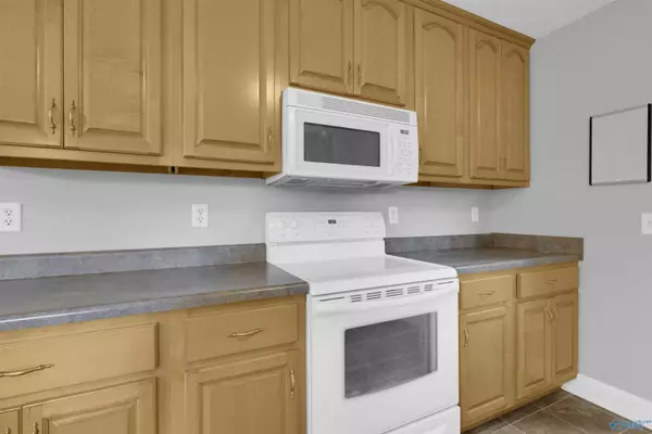 416 Leath Drive NE, Fort Payne, AL 35967