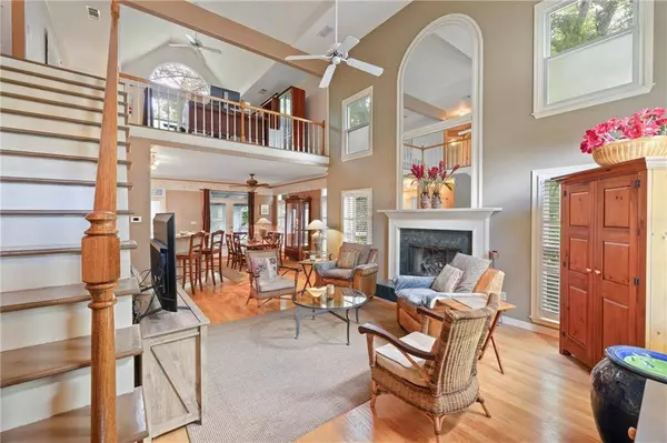 230 Ridge Point CT, Alpharetta, GA 30022