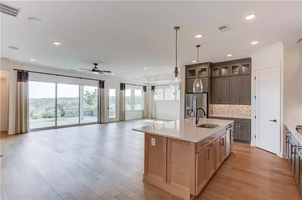 6824 Bungalow RD, Flowery Branch, GA 30542