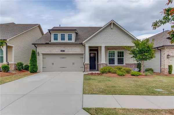 6917 River Rock DR, Flowery Branch, GA 30542