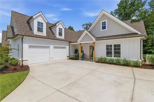 7150 Bluebird CV, Gainesville, GA 30506