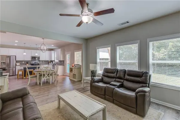 480 White Trillium DR, Hoschton, GA 30548