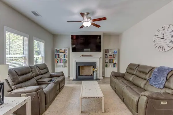 480 White Trillium DR, Hoschton, GA 30548