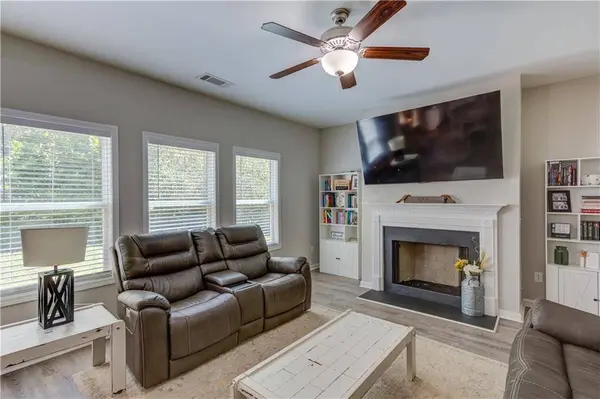 480 White Trillium DR, Hoschton, GA 30548