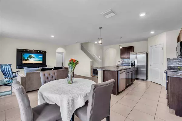 17119 HARVEST MOON WAY, Bradenton, FL 34211