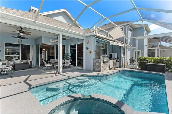 4748 COMPASS DR, Bradenton, FL 34208