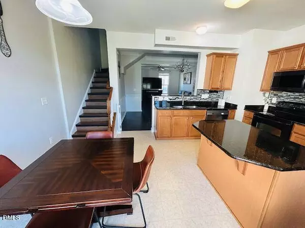 510 Berry Chase Way, Cary, NC 27519