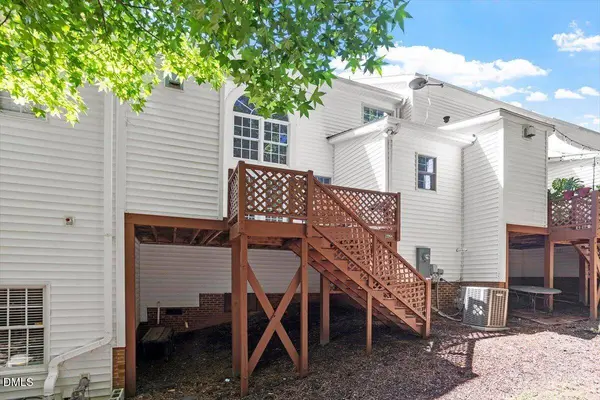 5304 Goldenglow Way, Raleigh, NC 27606