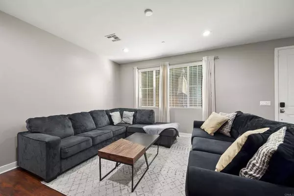 7508 EAGLE DR, Santee, CA 92071