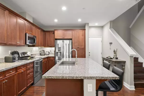 7508 EAGLE DR, Santee, CA 92071