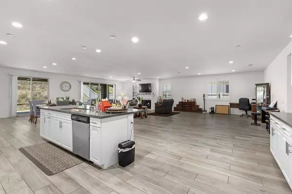 34885 Heartland LN, Murrieta, CA 92563