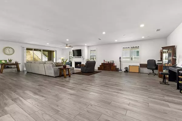 34885 Heartland LN, Murrieta, CA 92563