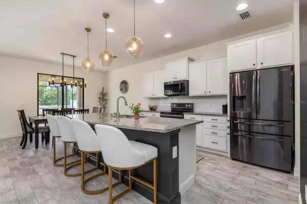 2427 CARNATION CT, North Port, FL 34289