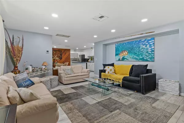 3045 DATURA RD, Venice, FL 34293