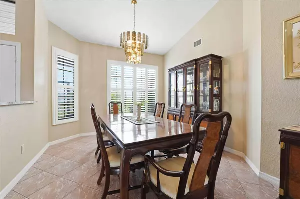 7324 KENWOOD DR, North Port, FL 34287