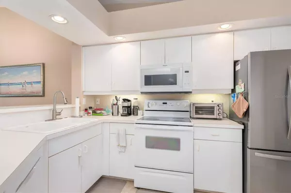 5725 GREENWOOD AVE #8203, North Port, FL 34287