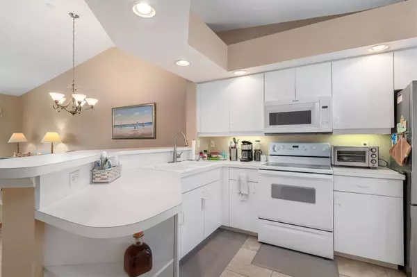 5725 GREENWOOD AVE #8203, North Port, FL 34287