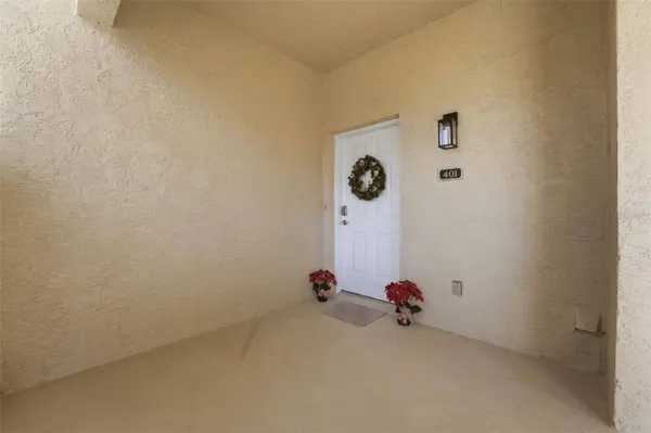 5800 SABAL TRACE DR #401, North Port, FL 34287