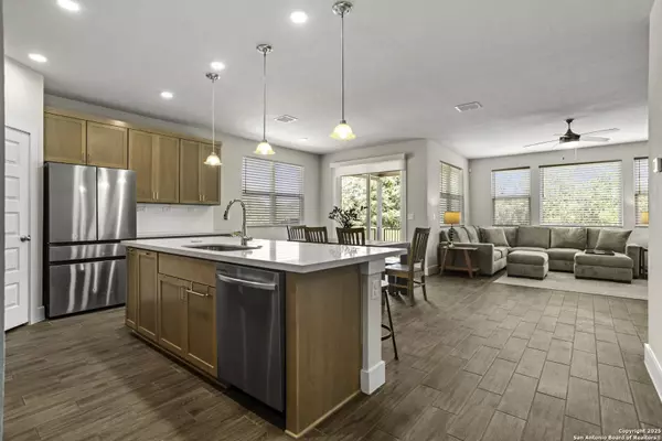 7168 Walkers, San Antonio, TX 78233