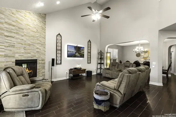 755 Panorama, Canyon Lake, TX 78133