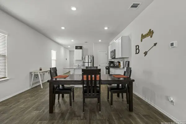 4007 Bay Leaf, Von Ormy, TX 78073