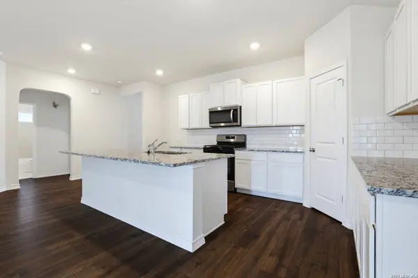 5051 Pyrite Canyon, San Antonio, TX 78253