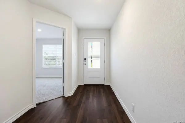 5051 Pyrite Canyon, San Antonio, TX 78253
