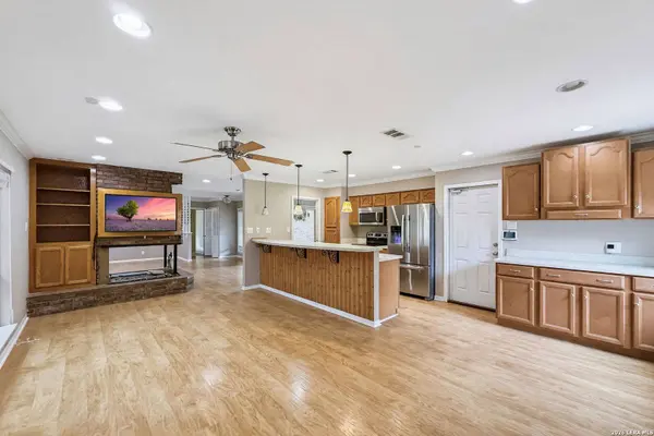 8702 Norwich Dr, San Antonio, TX 78217