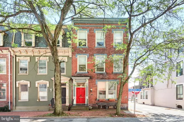 115 LOCUST ST, Harrisburg, PA 17101