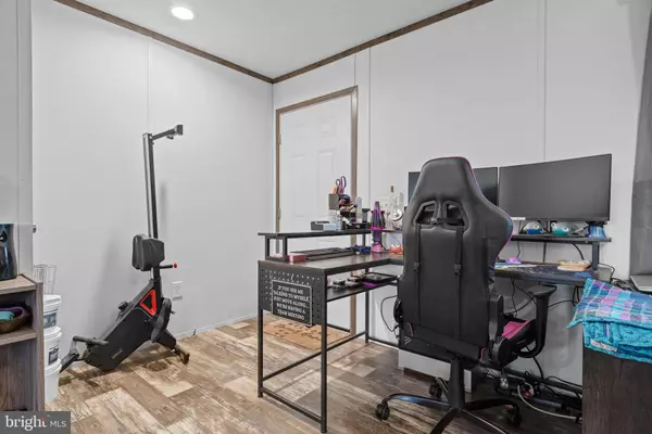 155 JOAN ST, Elizabethtown, PA 17022