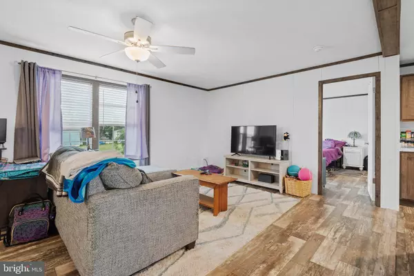 155 JOAN ST, Elizabethtown, PA 17022