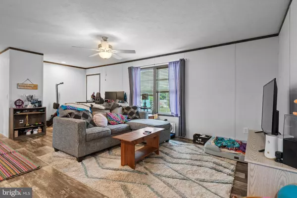 155 JOAN ST, Elizabethtown, PA 17022